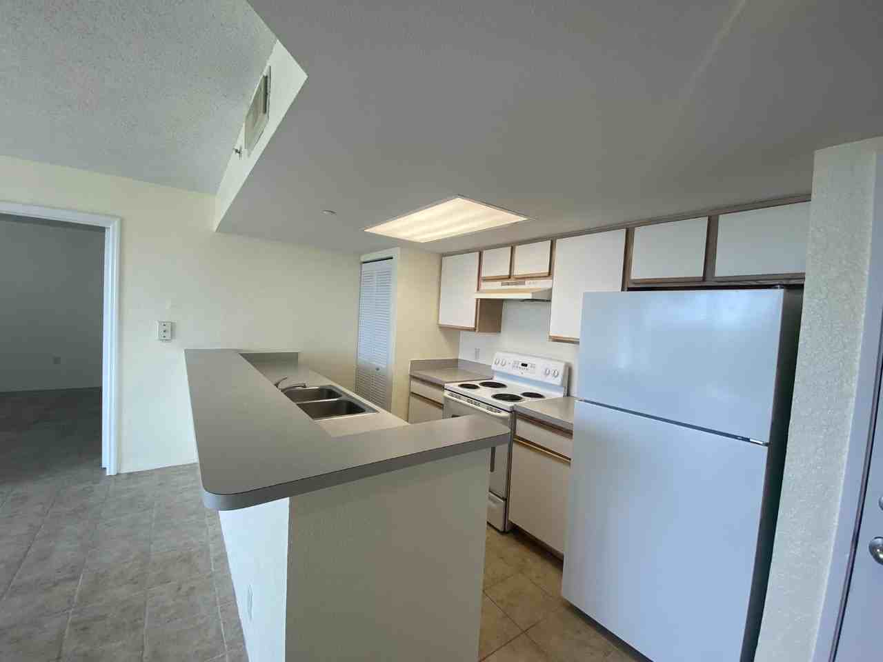 3655 Seaside Dr - Photo 6 of 15