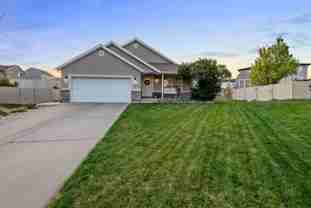 2521 N Apricot Pl - Photo 1 of 1