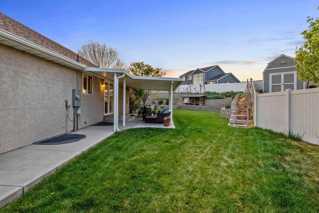 2521 N Apricot Pl - Photo 7 of 20