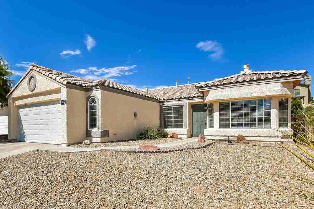 8073 Boardwalk Way - Photo 3 of 16