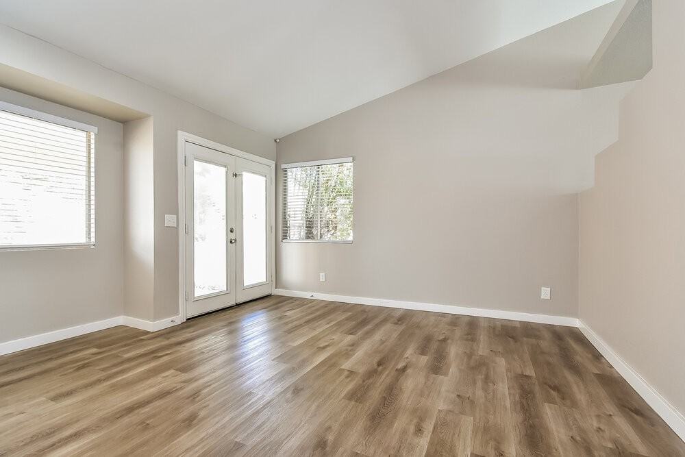 8073 Boardwalk Way - Photo 6 of 16