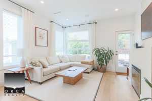 featured image of 116 Windsor Rd W