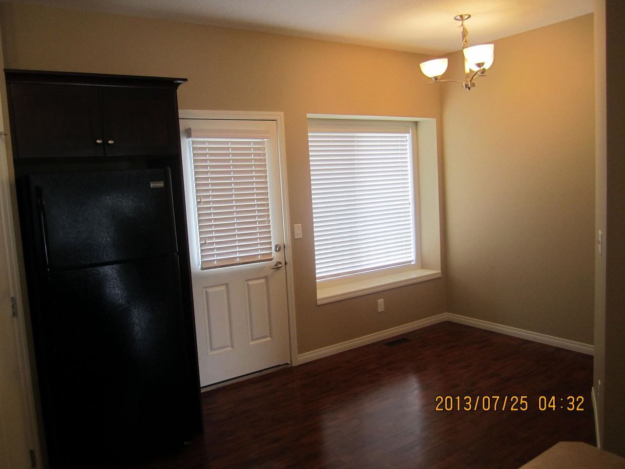 1001 8 St Nw - Photo 2 of 9