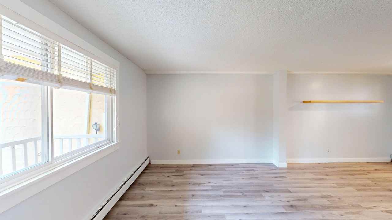 5-7740 Hunterview Dr Nw - Photo 4 of 27