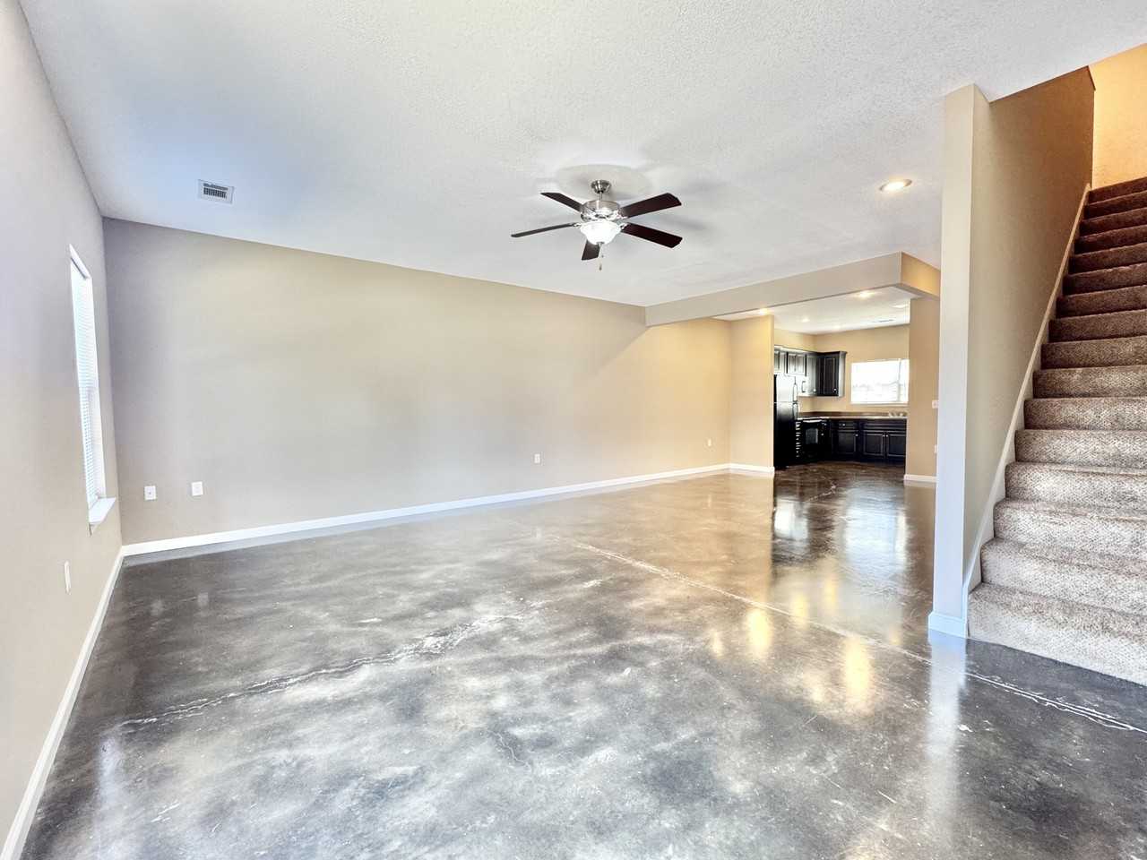 4221 Fonda Jo Dr #221 - Photo 3 of 30