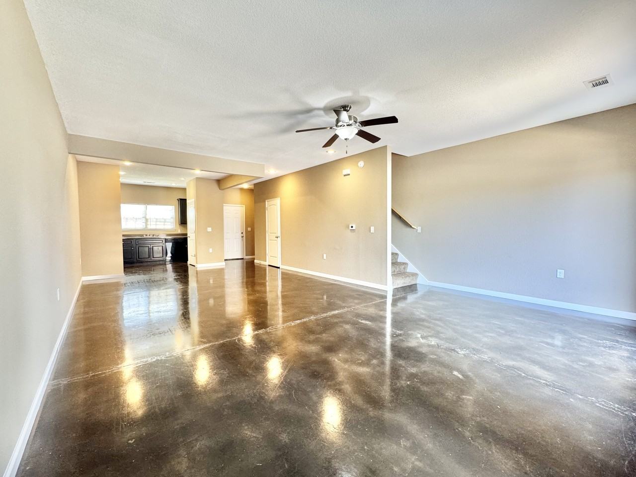 4221 Fonda Jo Dr #221 - Photo 4 of 30