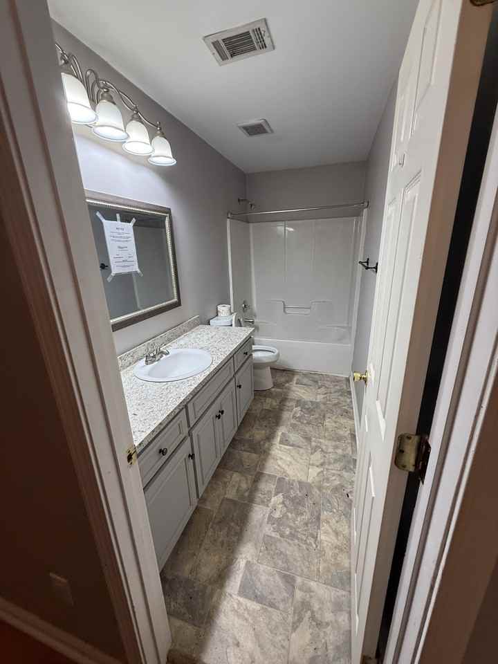 3806 Holland Ct #1 - Photo 7 of 10