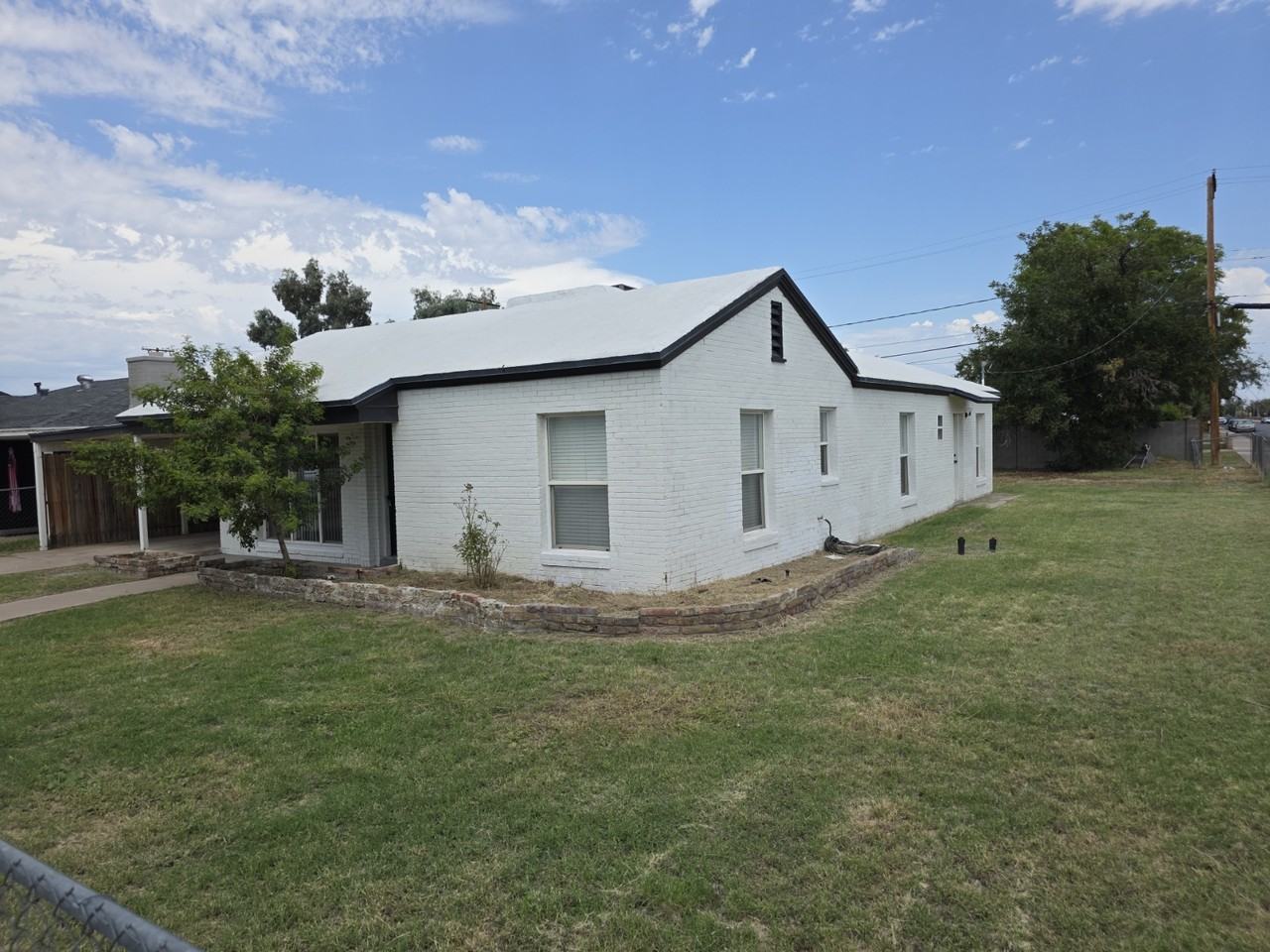 143 S Olive #1 - Photo 2 of 10
