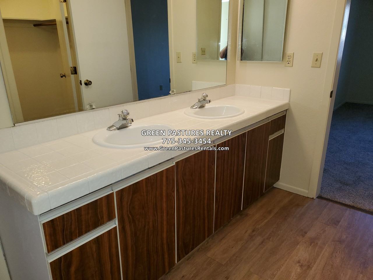 957 Tyler Way #957 - Photo 6 of 10
