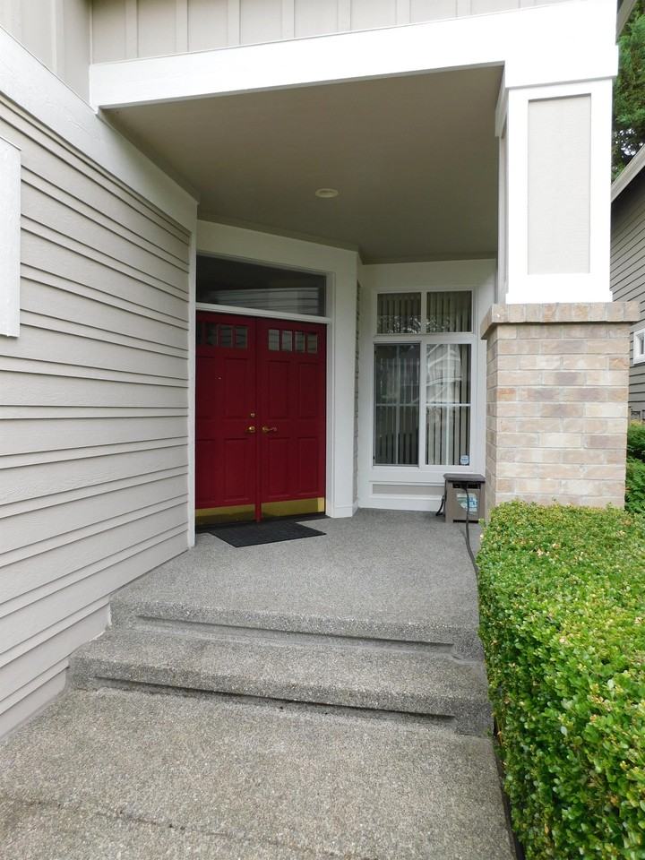 22934 Se 25th Pl #1 - Photo 2 of 35