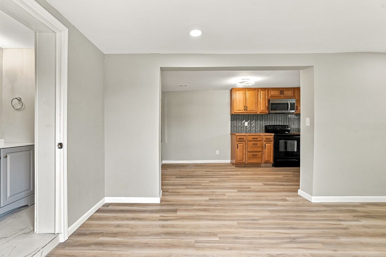 5822 Tampico Rd #B - Photo 3 of 19