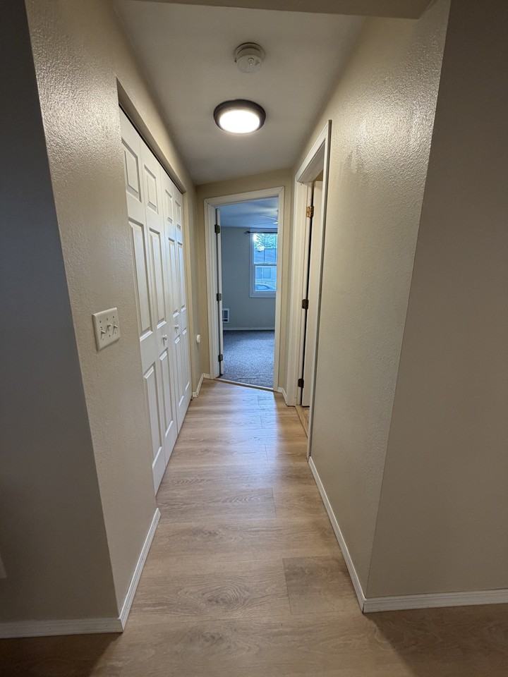 8074 Maple Ave Se #1 - Photo 7 of 11
