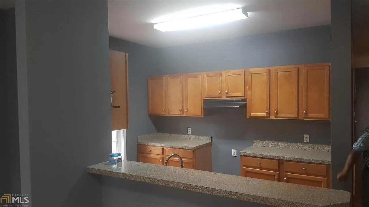 854 Ridge Ave Nw - Photo 2 of 7