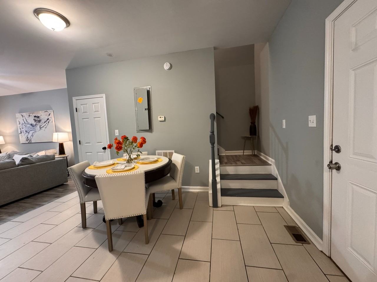 1121 Jones Ave Nw - Photo 6 of 50