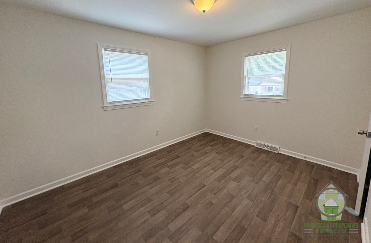203 Daisy Dr #1 - Photo 5 of 13