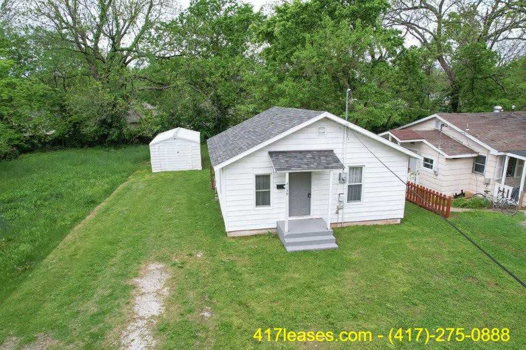 2139 N Taylor Ave #1 - Photo 4 of 24