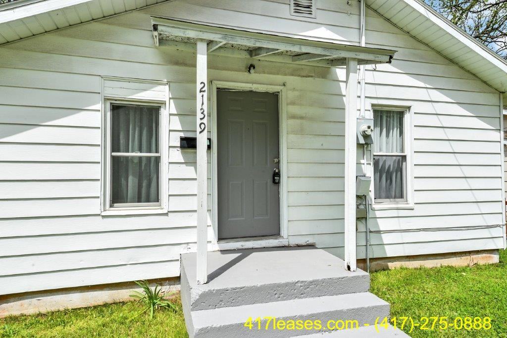 2139 N Taylor Ave #1 - Photo 5 of 24