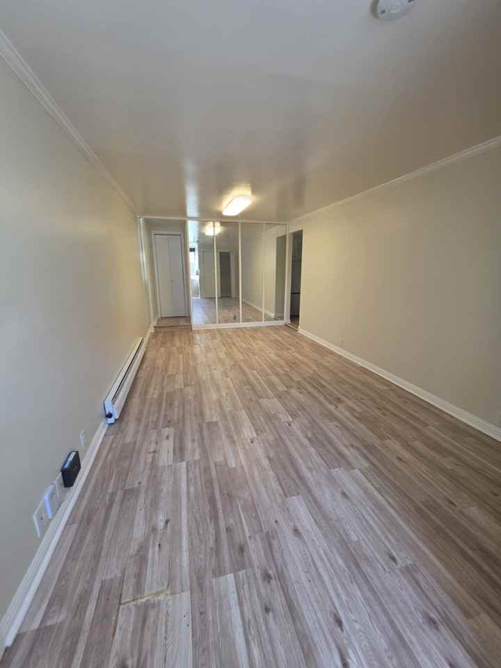 1513 Baker St #A - Photo 4 of 6