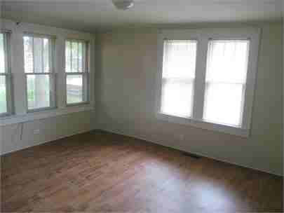 203 S Cravens St #1 - Photo 2 of 17