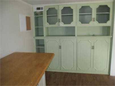 203 S Cravens St #1 - Photo 5 of 17