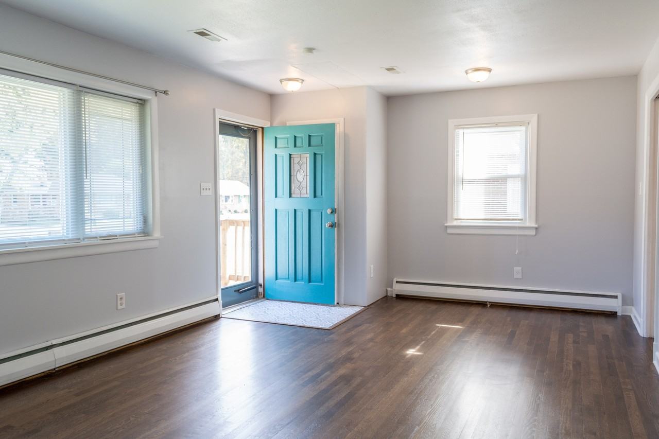 409 Seabury Ave #1 - Photo 2 of 31
