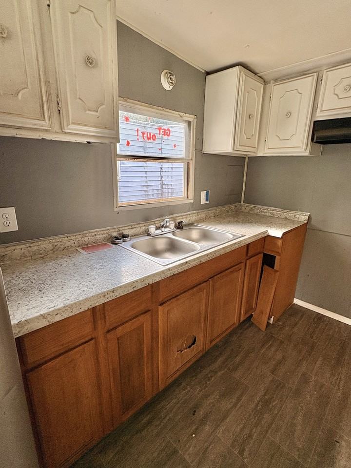 428 Lafayette Rd #27 - Photo 3 of 10