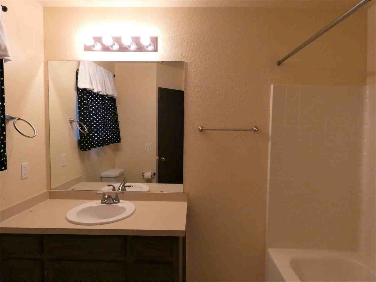 2605 Nw 163rd St #1 - Photo 7 of 12