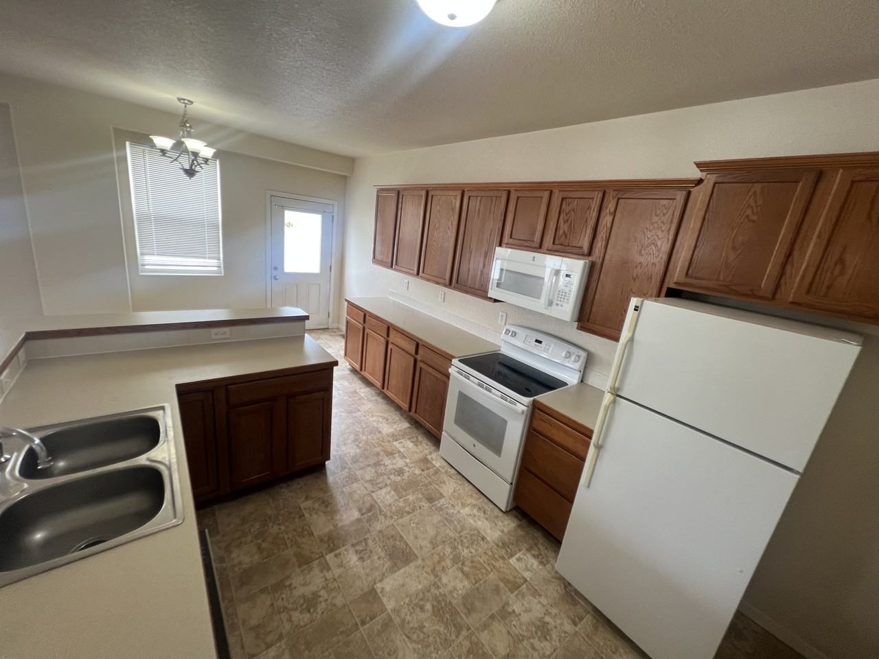 3320 Barbera St #1 - Photo 3 of 20