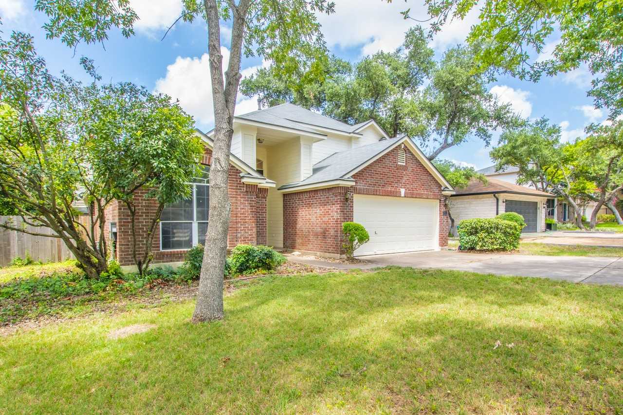 2811 Hannah Kay Ln #1 - Photo 2 of 17