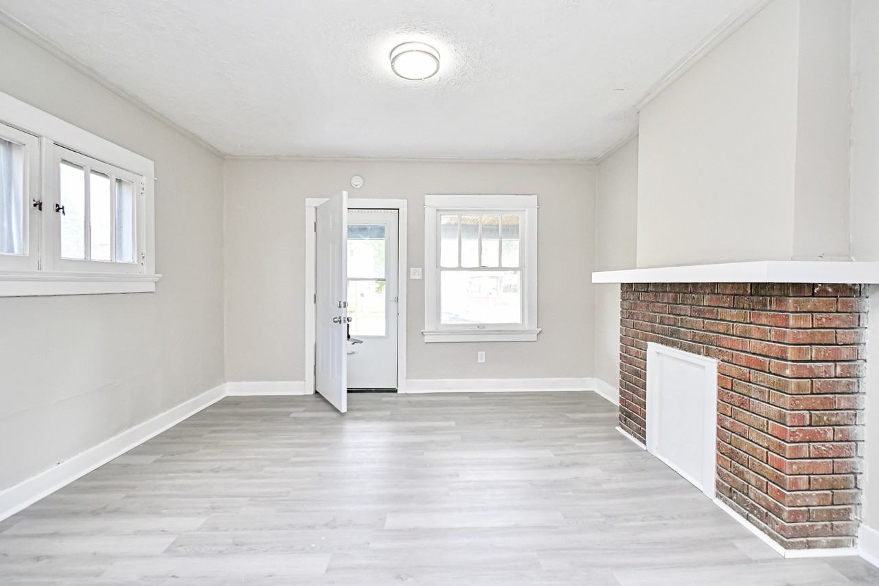 312 Pointview Ave #314 - Photo 7 of 32