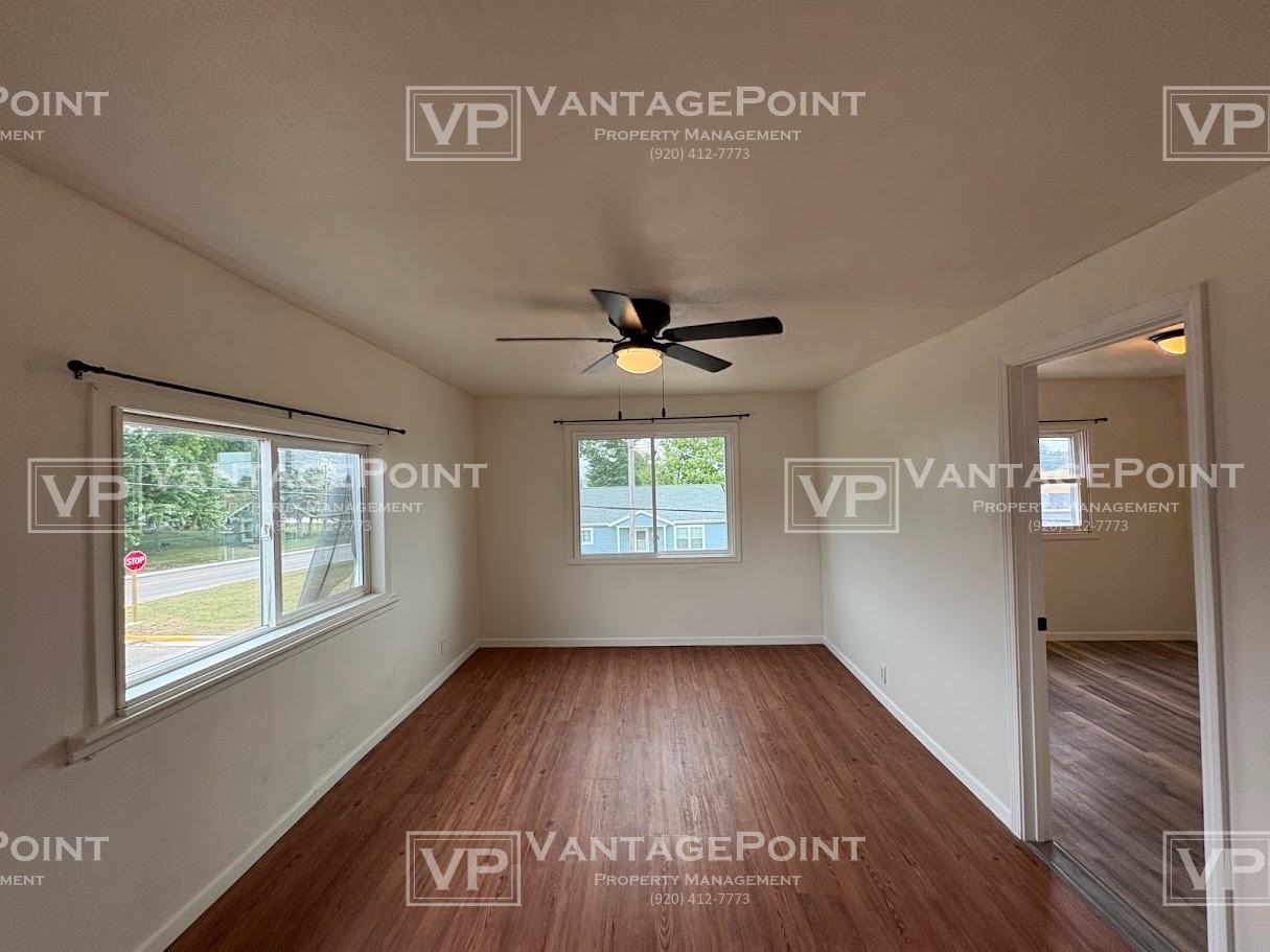 707 Graves St Uppr - Photo 6 of 13
