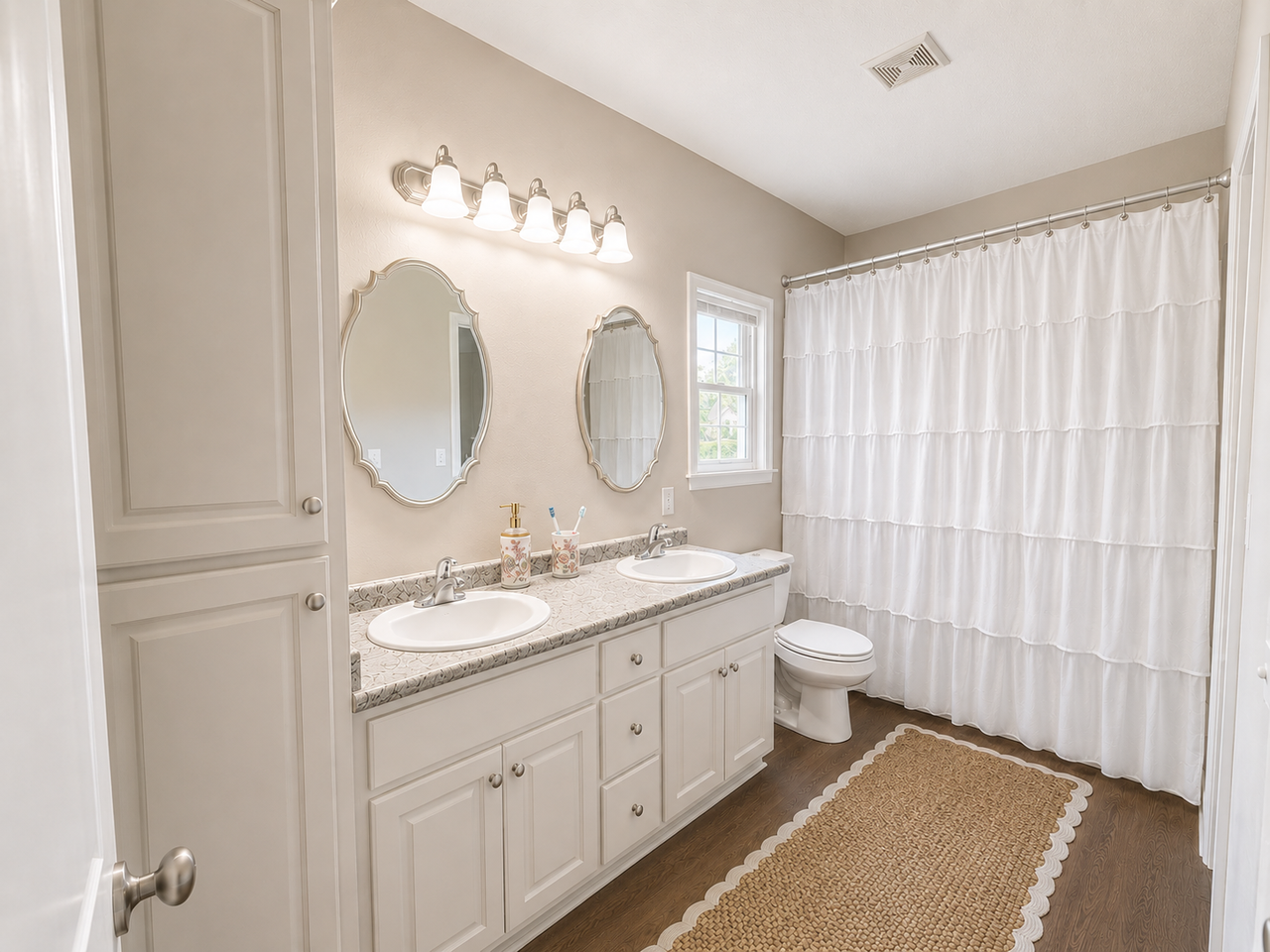 209 Jasmine Ln #1 - Photo 7 of 10