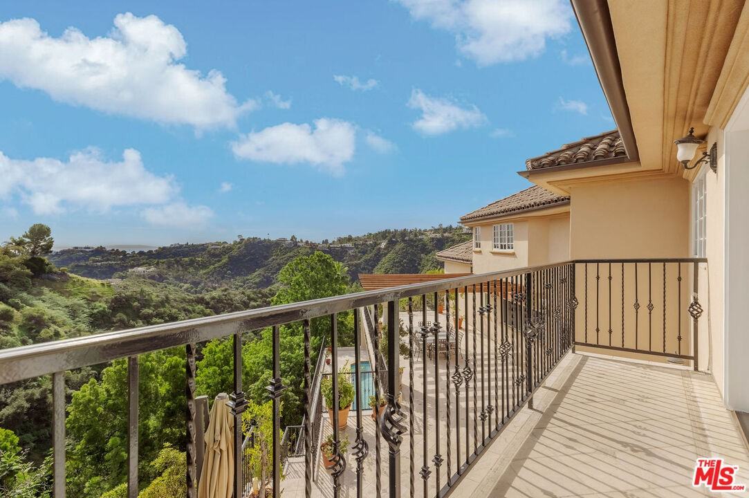 1922 Bel Air Rd #1 - Photo 5 of 50