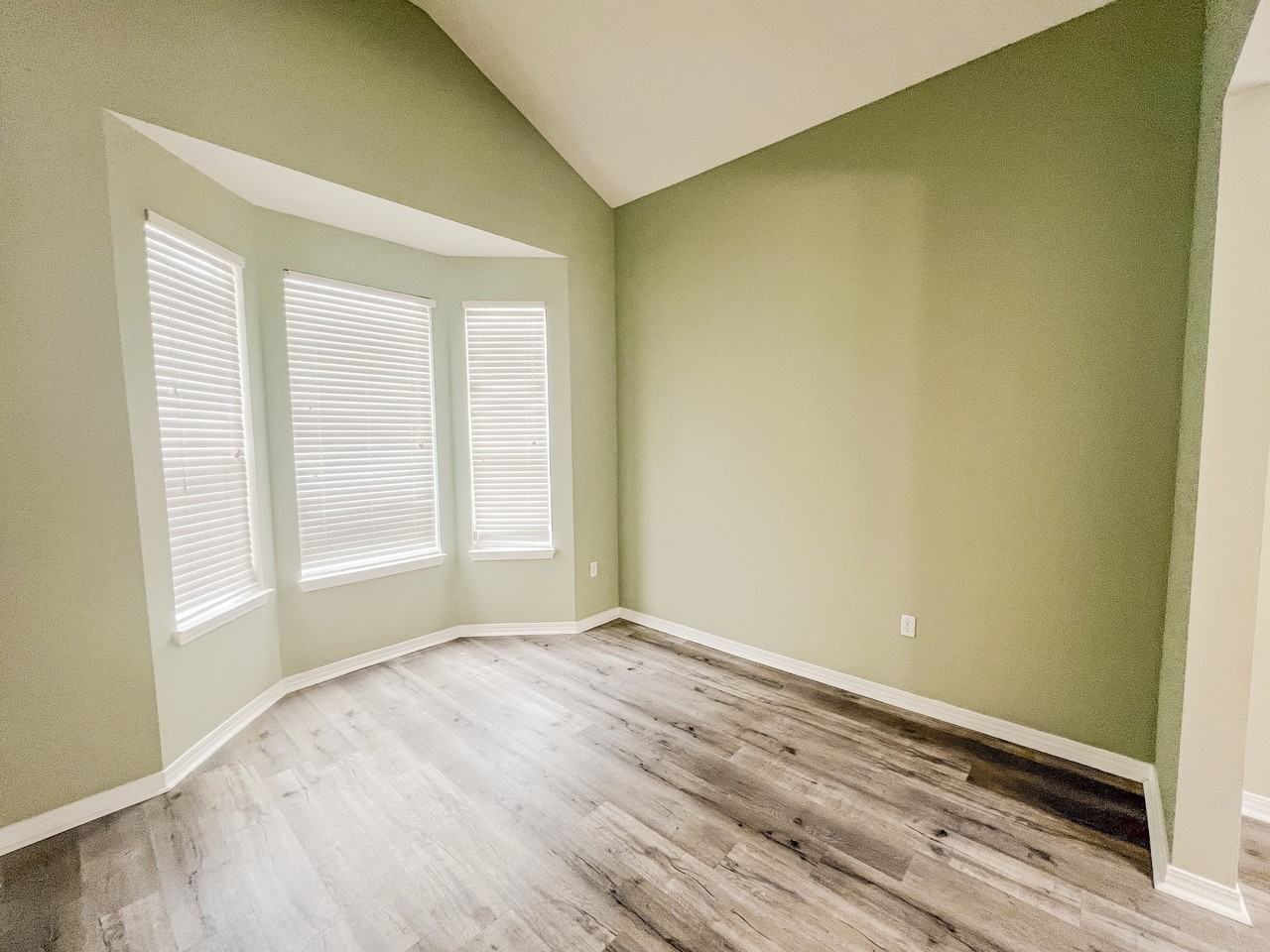 122 Peoria Blvd #328 - Photo 2 of 17