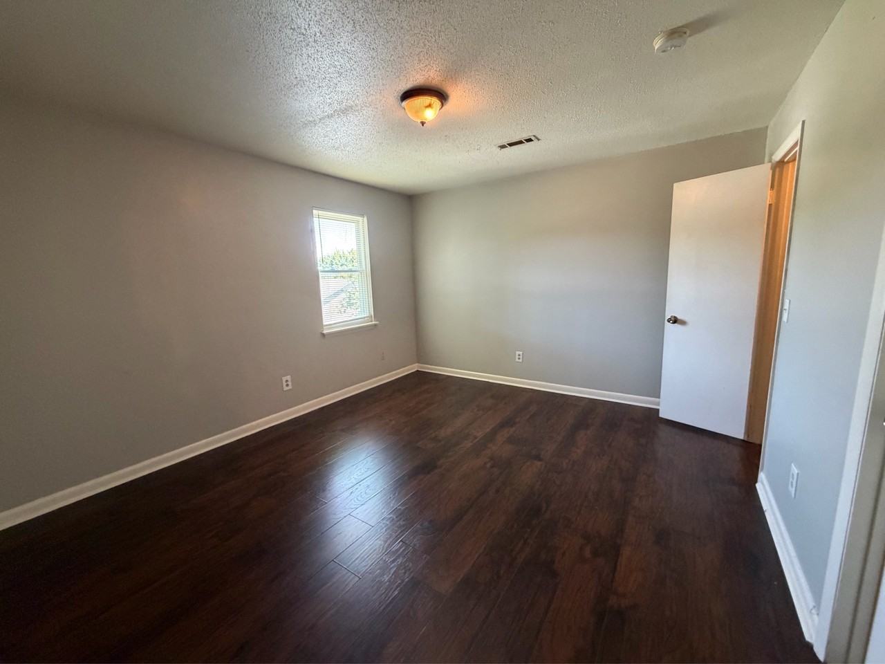 4437 Torrance Dr Nw #C - Photo 4 of 9