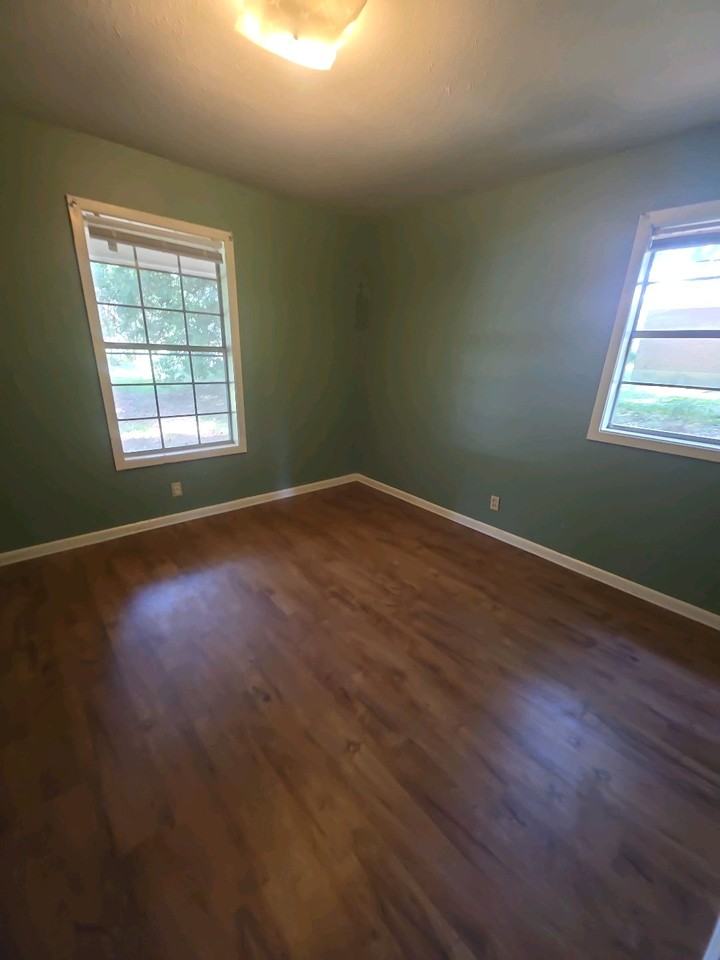 224 Ragan St #1 - Photo 3 of 6