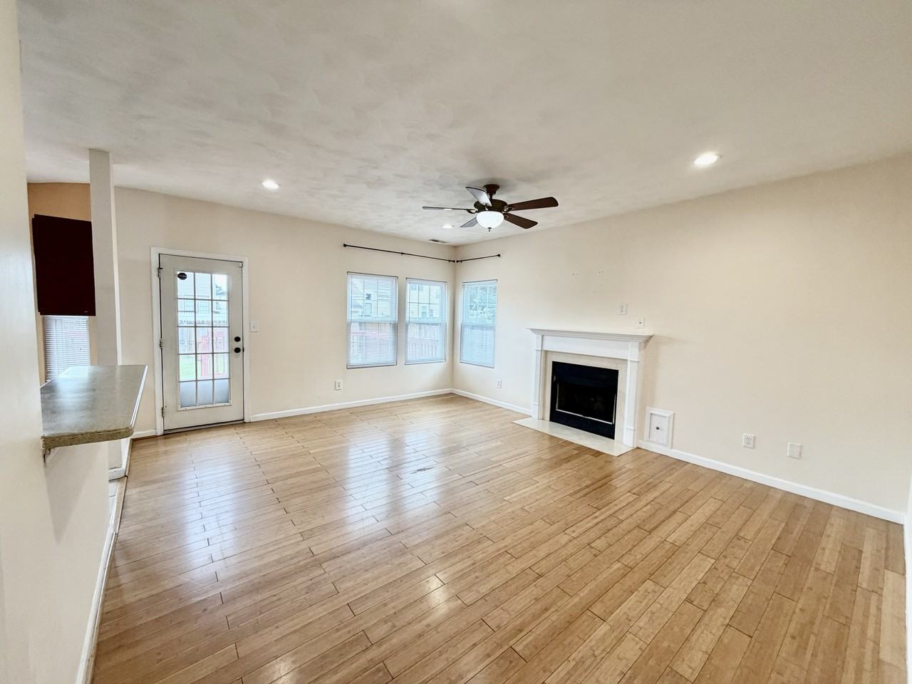 221 Dunn St #1 - Photo 7 of 37
