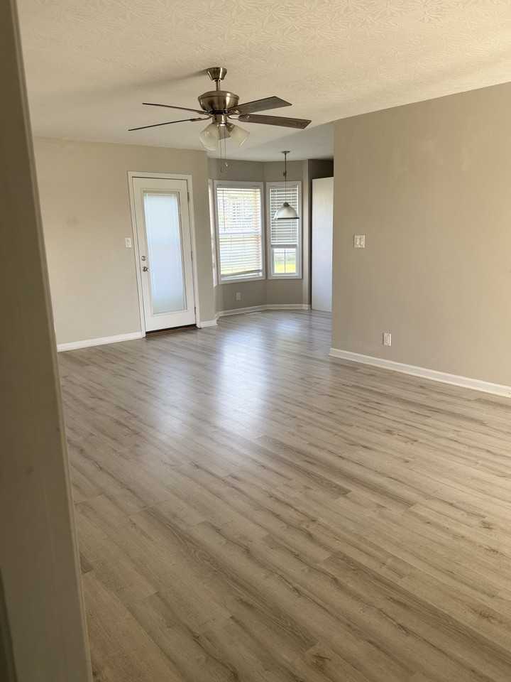 1104 Connemara Way #1 - Photo 6 of 15