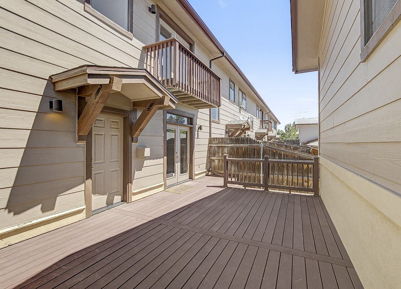 1519 E Payton Way #2 - Photo 5 of 27