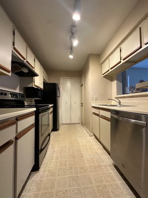 5500 Devonbriar Way #108 - Photo 5 of 11