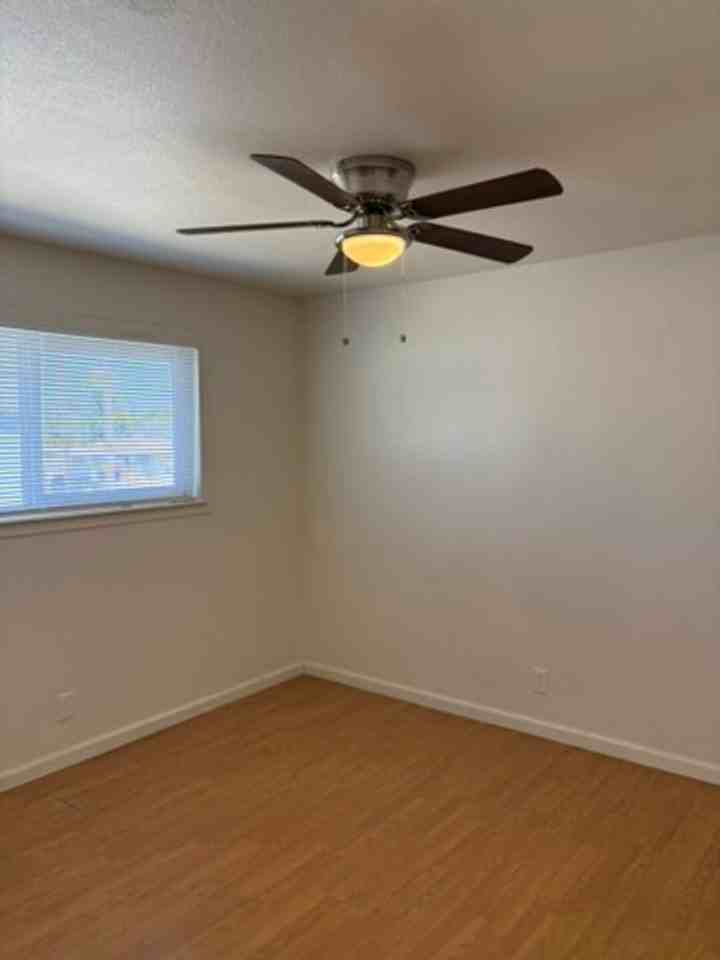 MLK Apartments - Photo 5 of 17