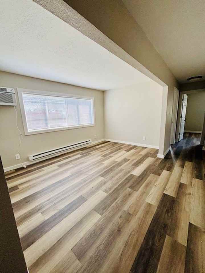 Cedar Crest Apartments - Photo 5 of 21