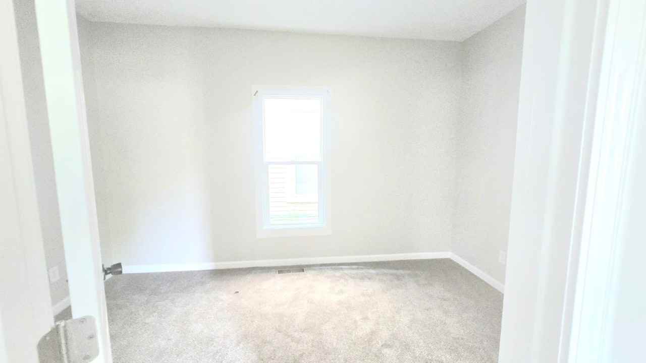514 Studebaker St #1 - Photo 7 of 9
