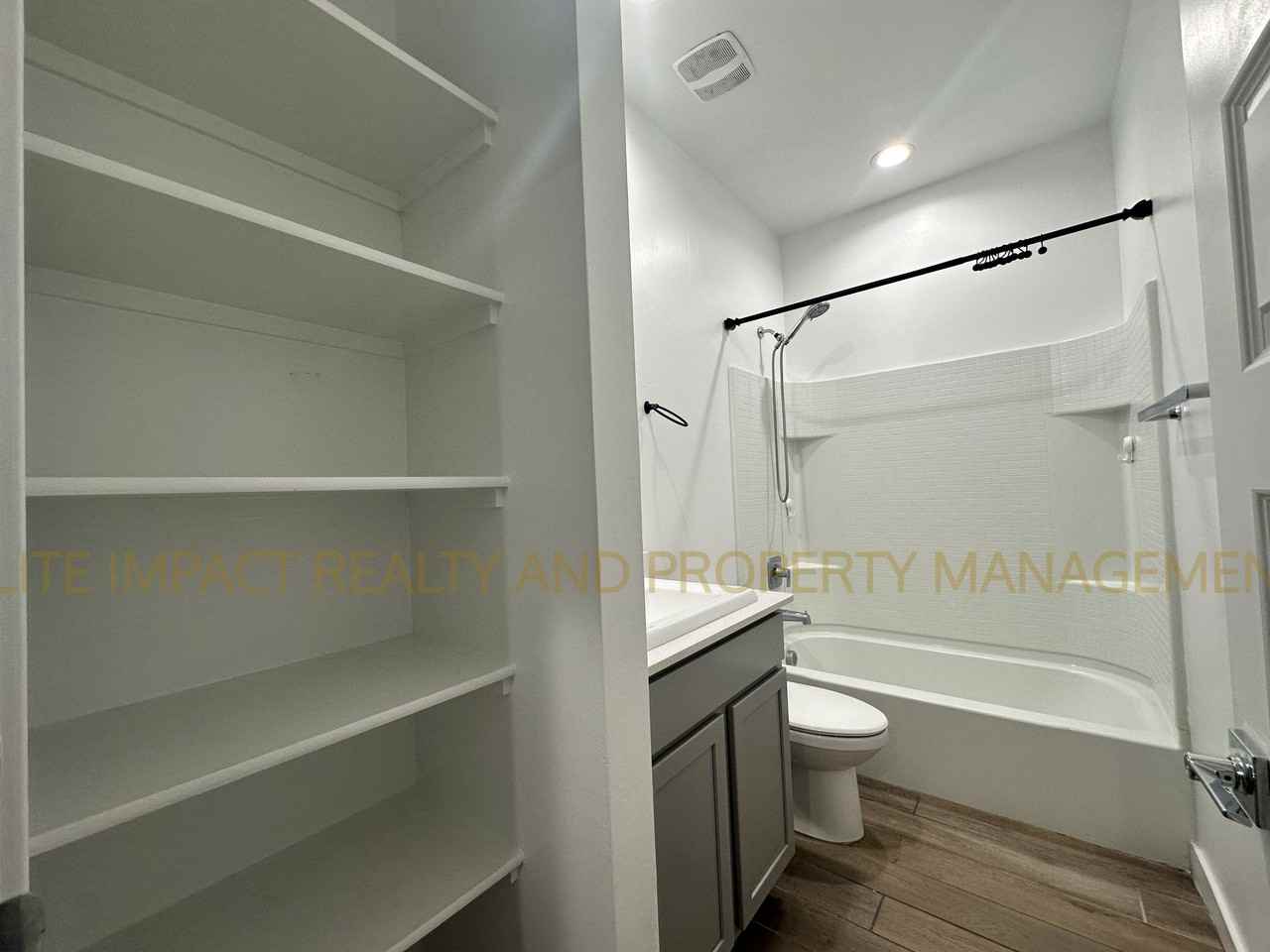 11112 S Weismann Dr #1 - Photo 6 of 30