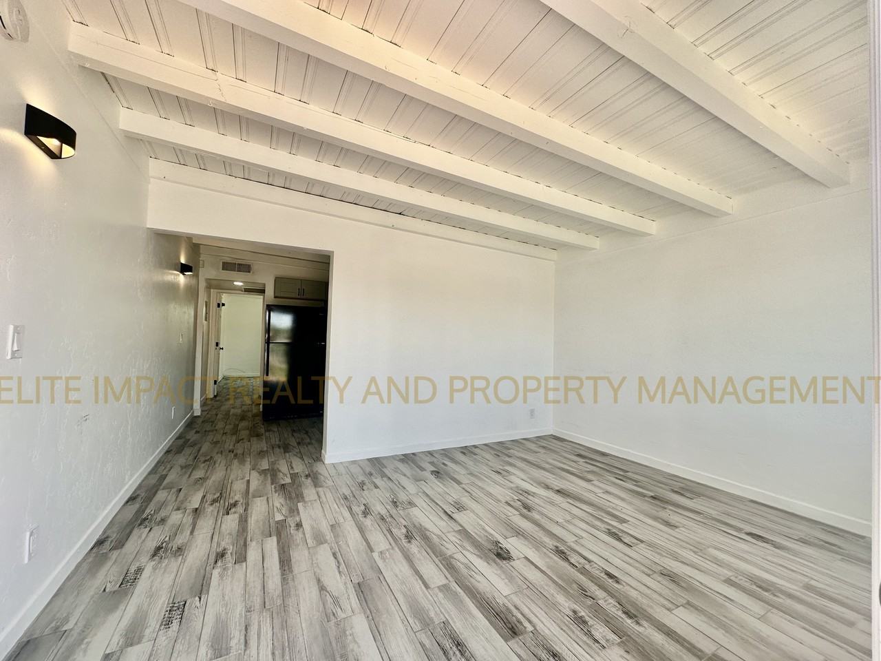 1012 N Grande Ave #1 - Photo 4 of 22