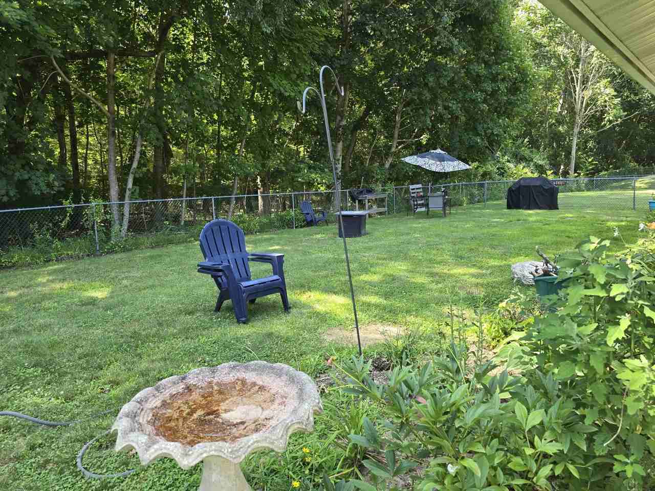 240 Signal Rock Dr #240 - Photo 7 of 11