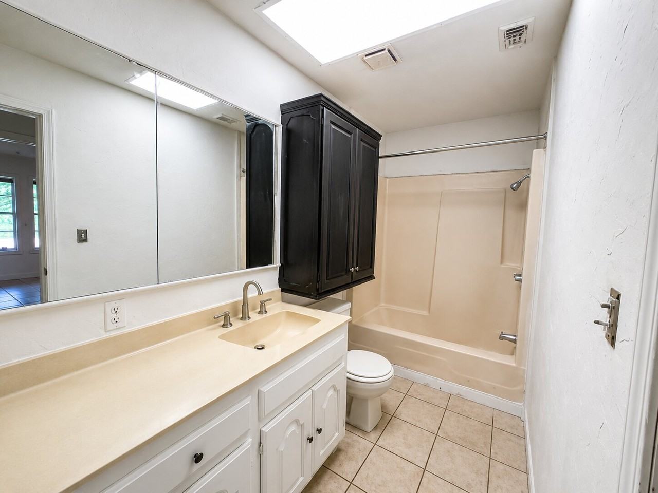 210 Archibald St #2 - Photo 6 of 12