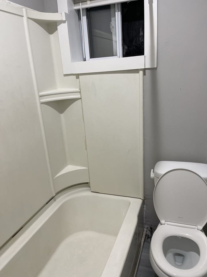 308 Clayton St #1 - Photo 7 of 9