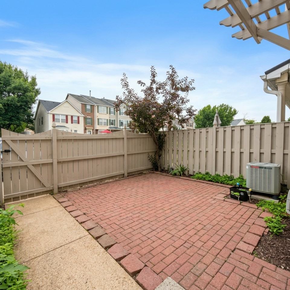 594 Cascade Way #1 - Photo 4 of 26