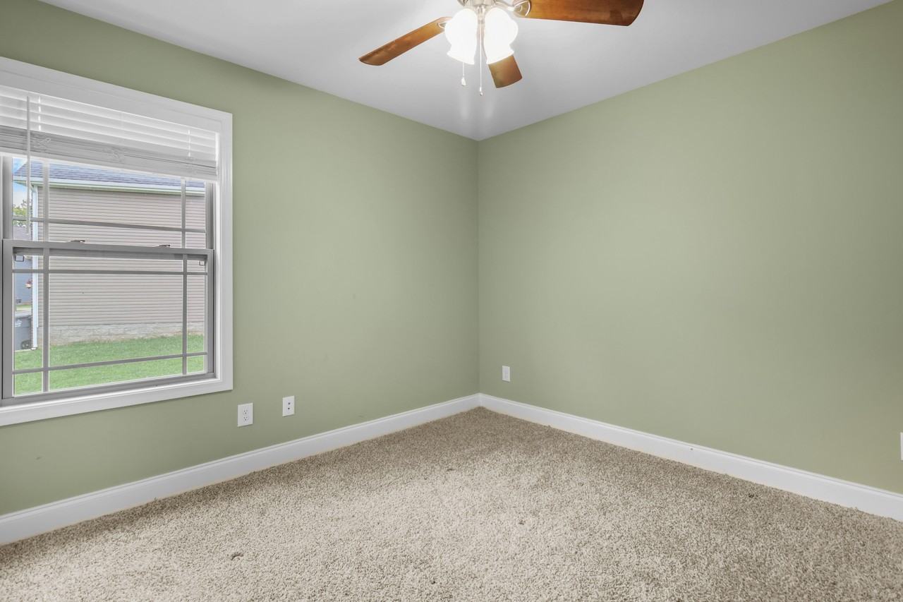 128 Sycamore Hill Dr #1 - Photo 7 of 30